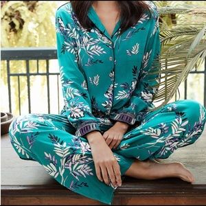 Johnny Was NWT silk pajamas